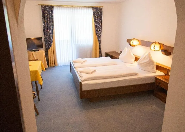 Hotell Flachauwinkl 3*